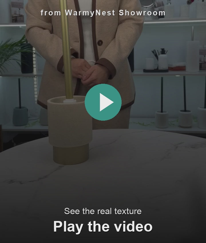 wn-pdp-video goldsand-04-toiletbrush