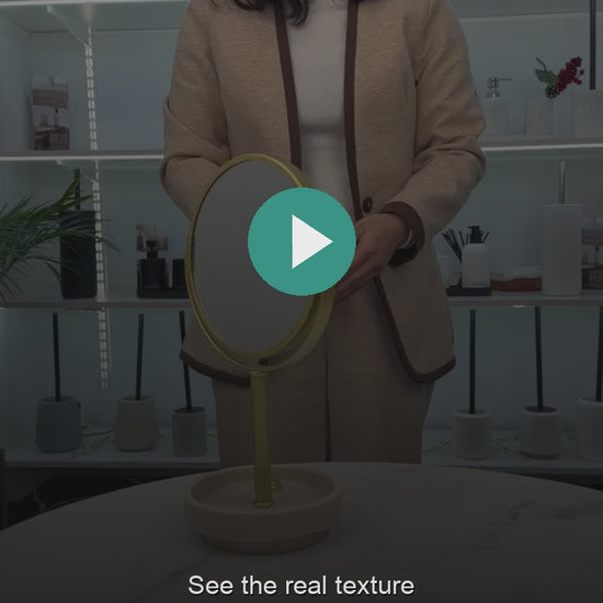 wn-pdp-video goldsand-05-mirror