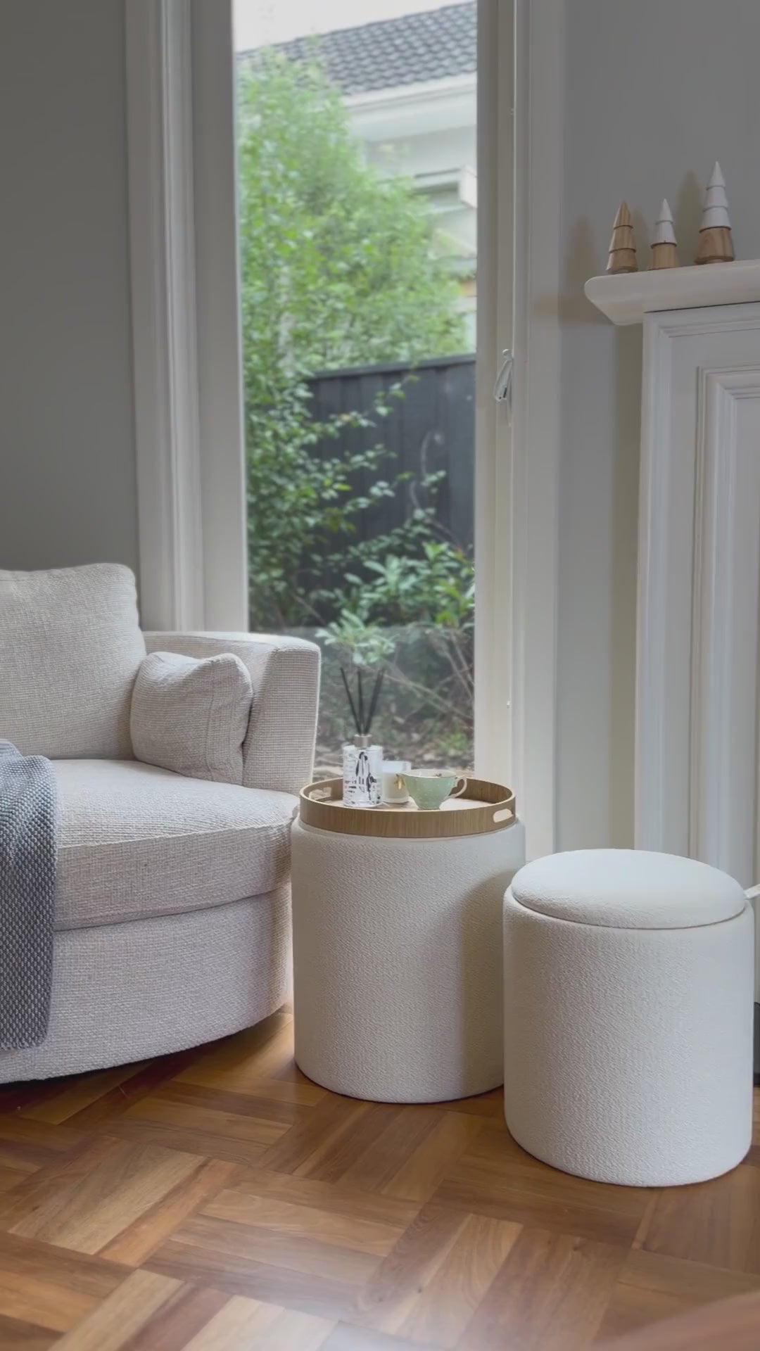 wn-pdp-video shoot-2026-09-14 chenille-fabric-round-storage-ottoman-stool-with-tray-set-of-2-beige